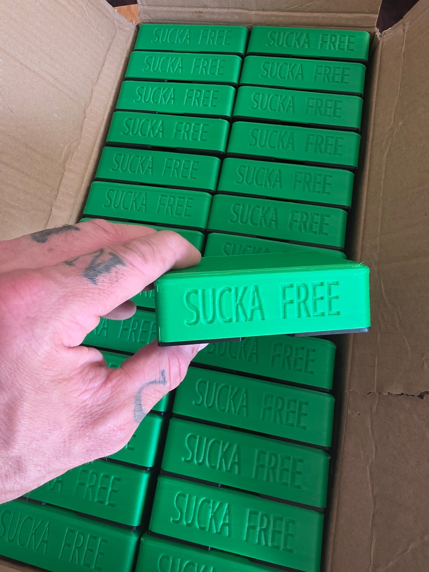 Sucka Free Card Holder - Green